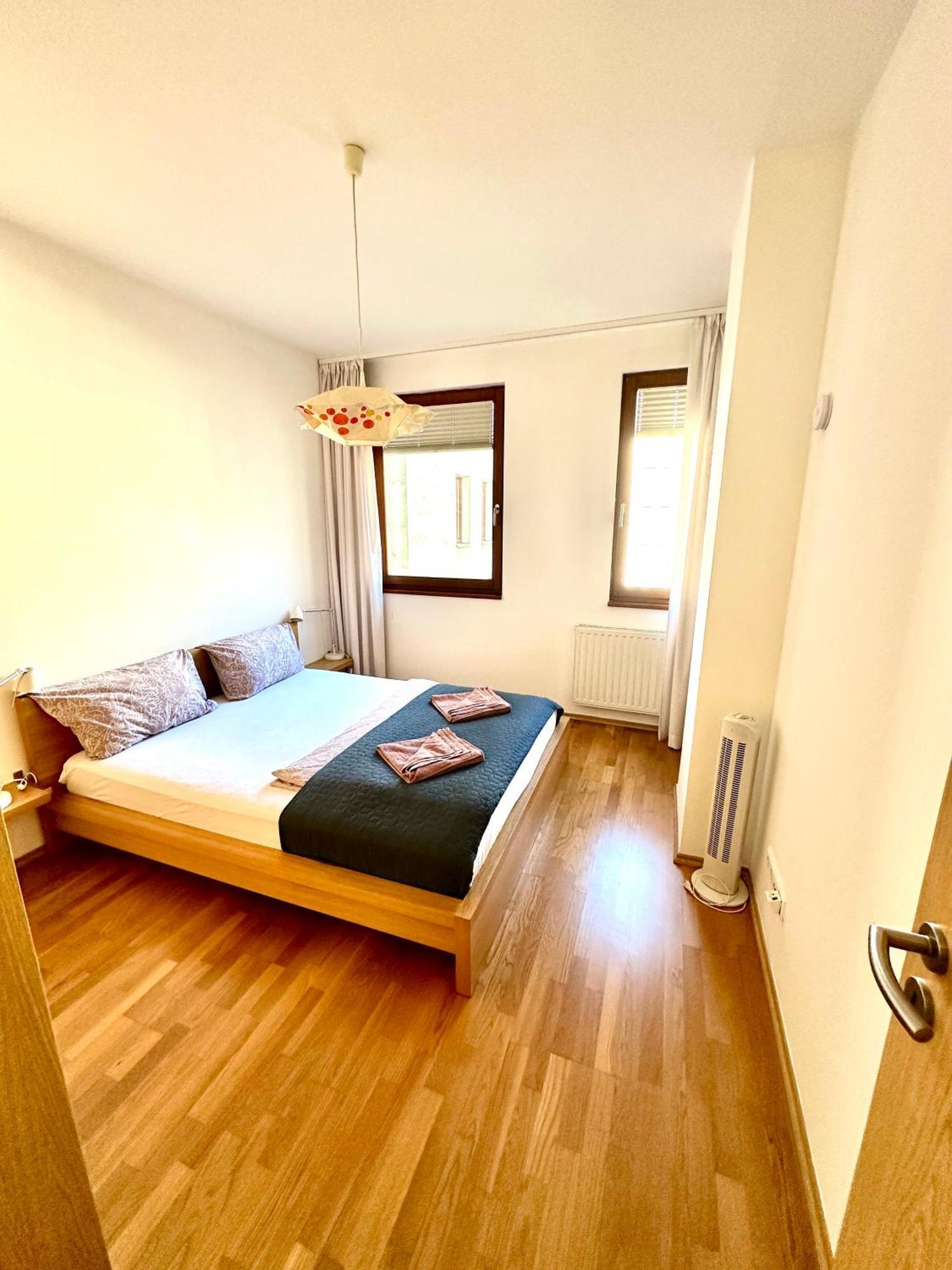 Central Apartment With Balcony Budapešť Exteriér fotografie
