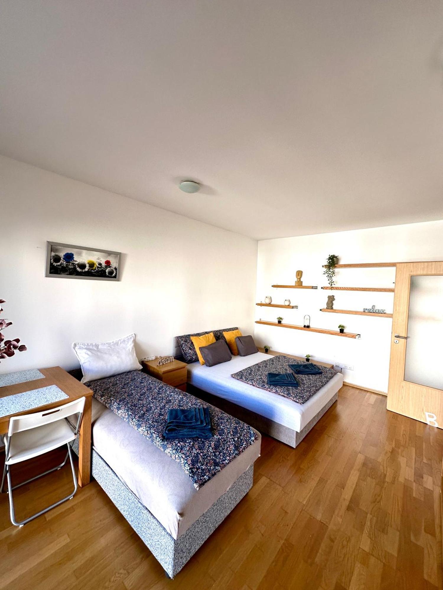 Central Apartment With Balcony Budapešť Exteriér fotografie