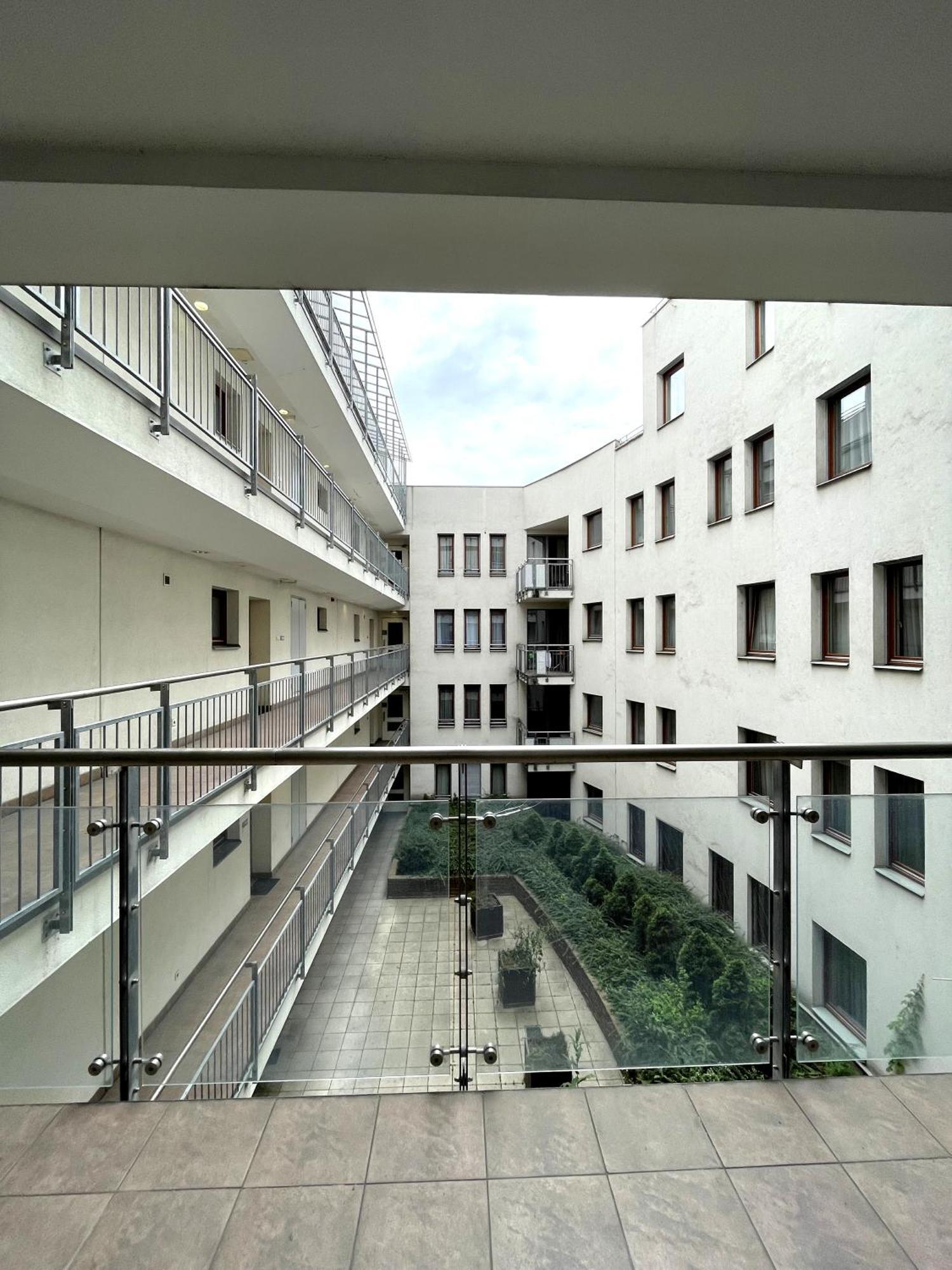 Central Apartment With Balcony Budapešť Exteriér fotografie